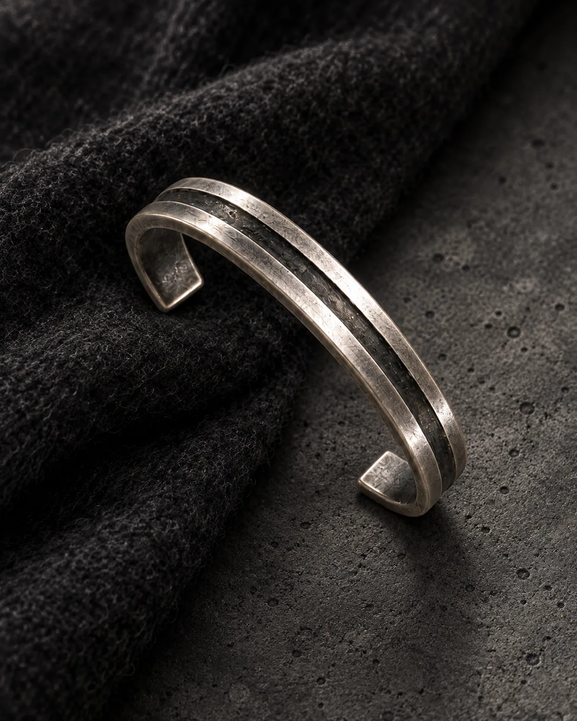 Rift Cuff